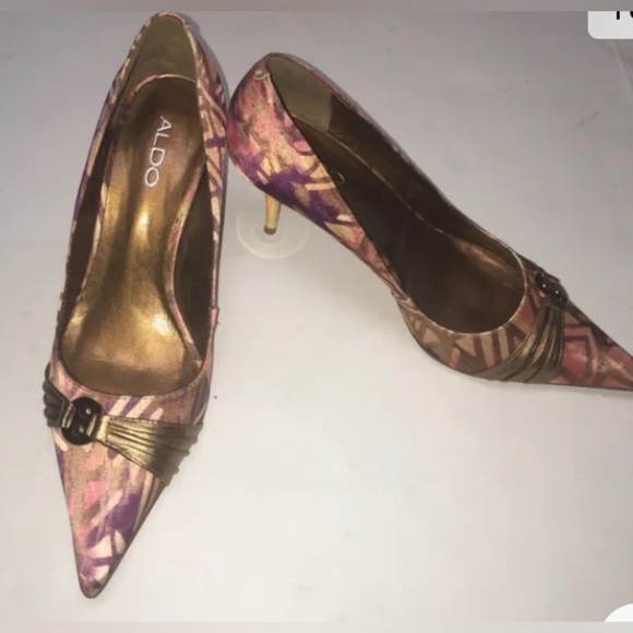 ALDO Aztec stilettos gold heels Sz EUR 40 made in Brazil - Picture 12 of 15